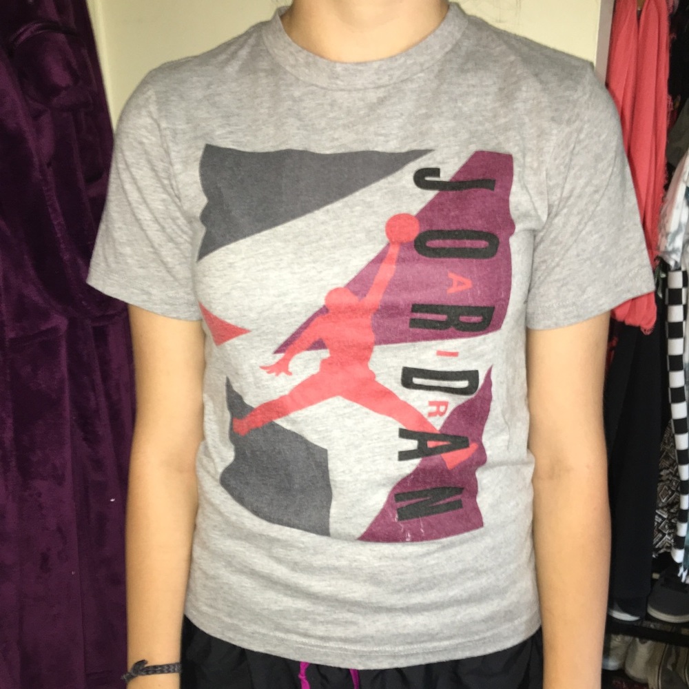 Tee shirt